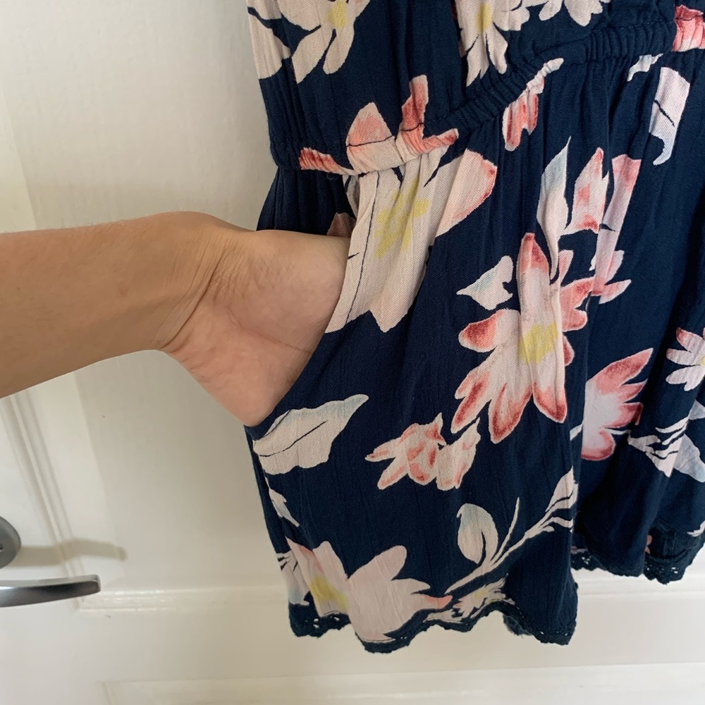 Floral romper - Picture 3 of 6